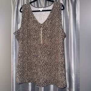 LuLaRoe Gray and Black Leopard Print Top